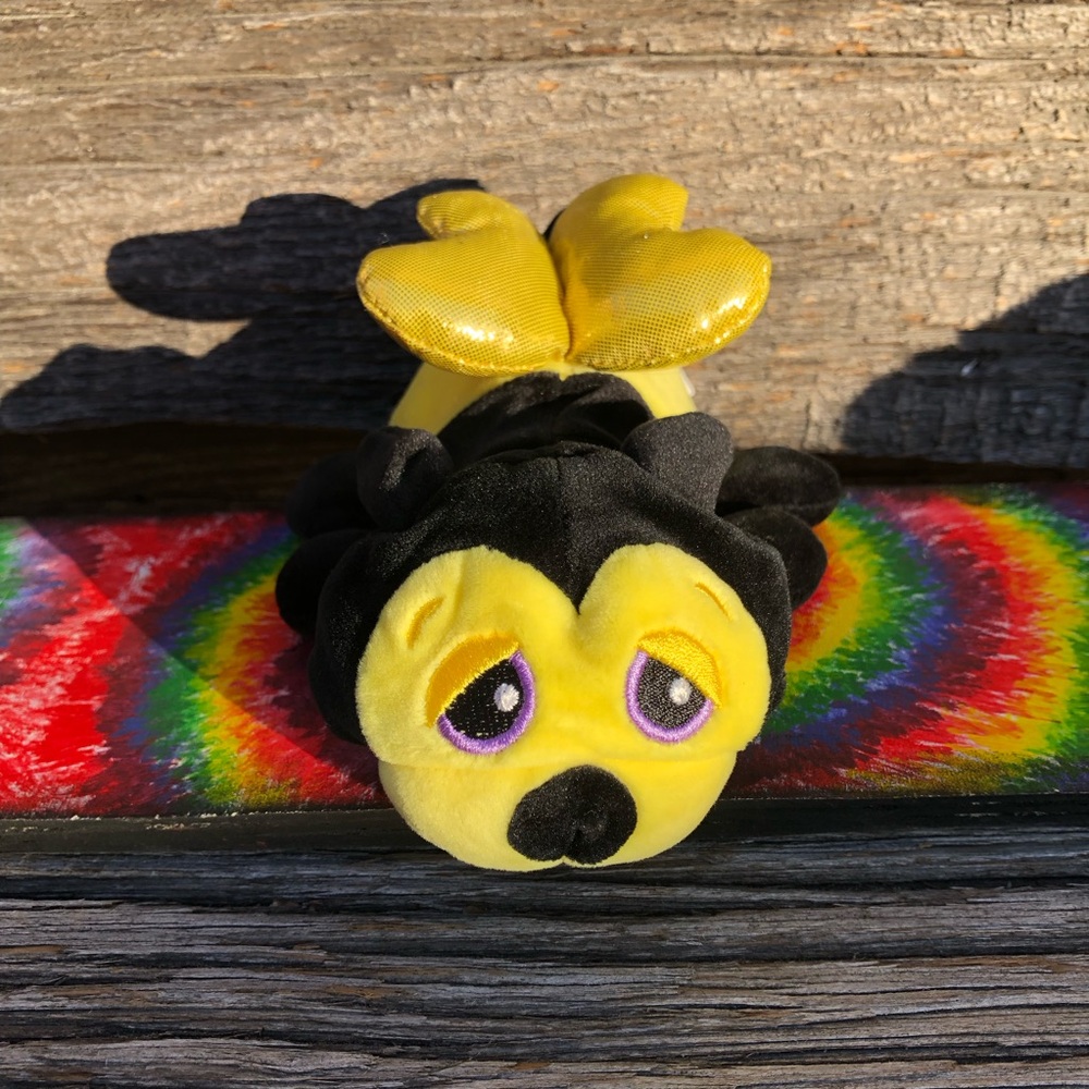🖤Cutetitos Fruititos Bumblebee Buzzito Beeito stuffed Animal toy Plush plushie💛